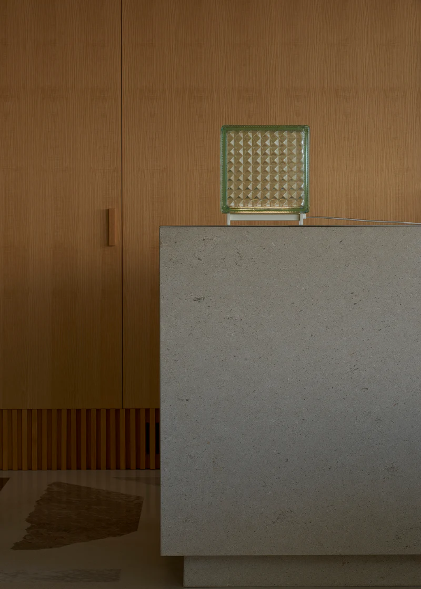 GLASS - 201 / THỦY TINH BIỂN