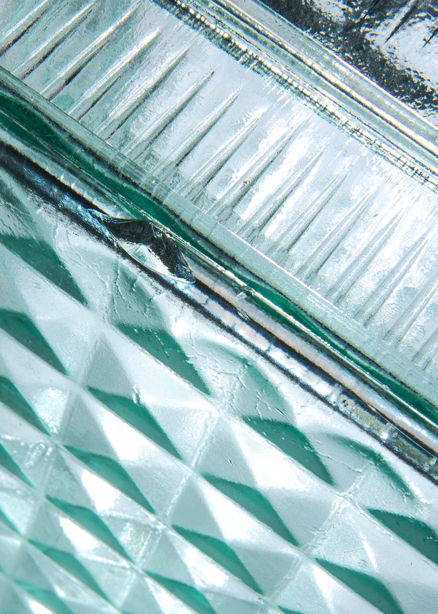 GLASS - 201 / THỦY TINH BIỂN